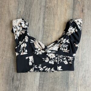 American Eagle Crop Top